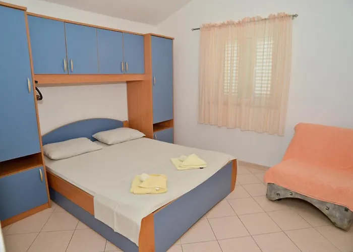 Apartments With A Parking Space Kukljica, Ugljan - 8399 Apartman *