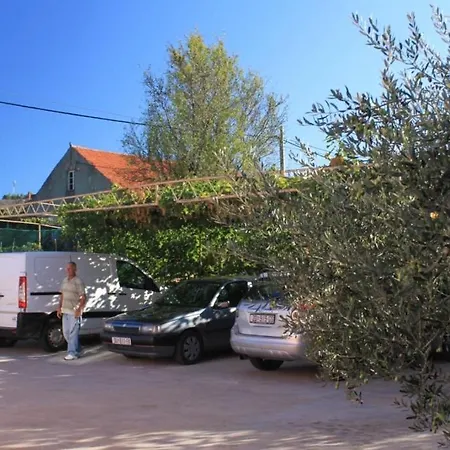 With A Parking Space Kukljica, Ugljan - 8399 Lägenhet