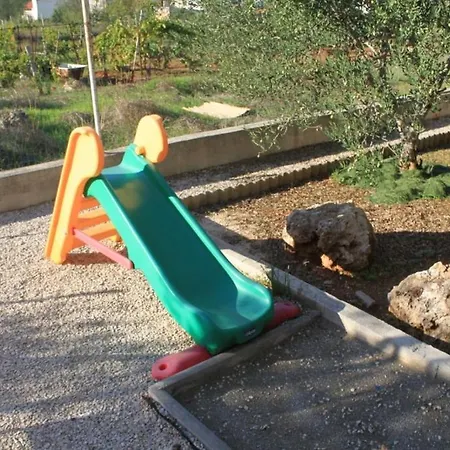 With A Parking Space Kukljica, Ugljan - 8399 Apartament Kukljica